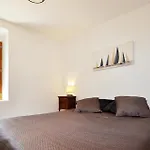 2 Bedroom Cozy In *
