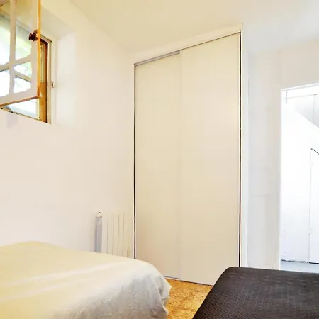 2 Bedroom Gorgeous Home In Bizanet Dom wakacyjny *